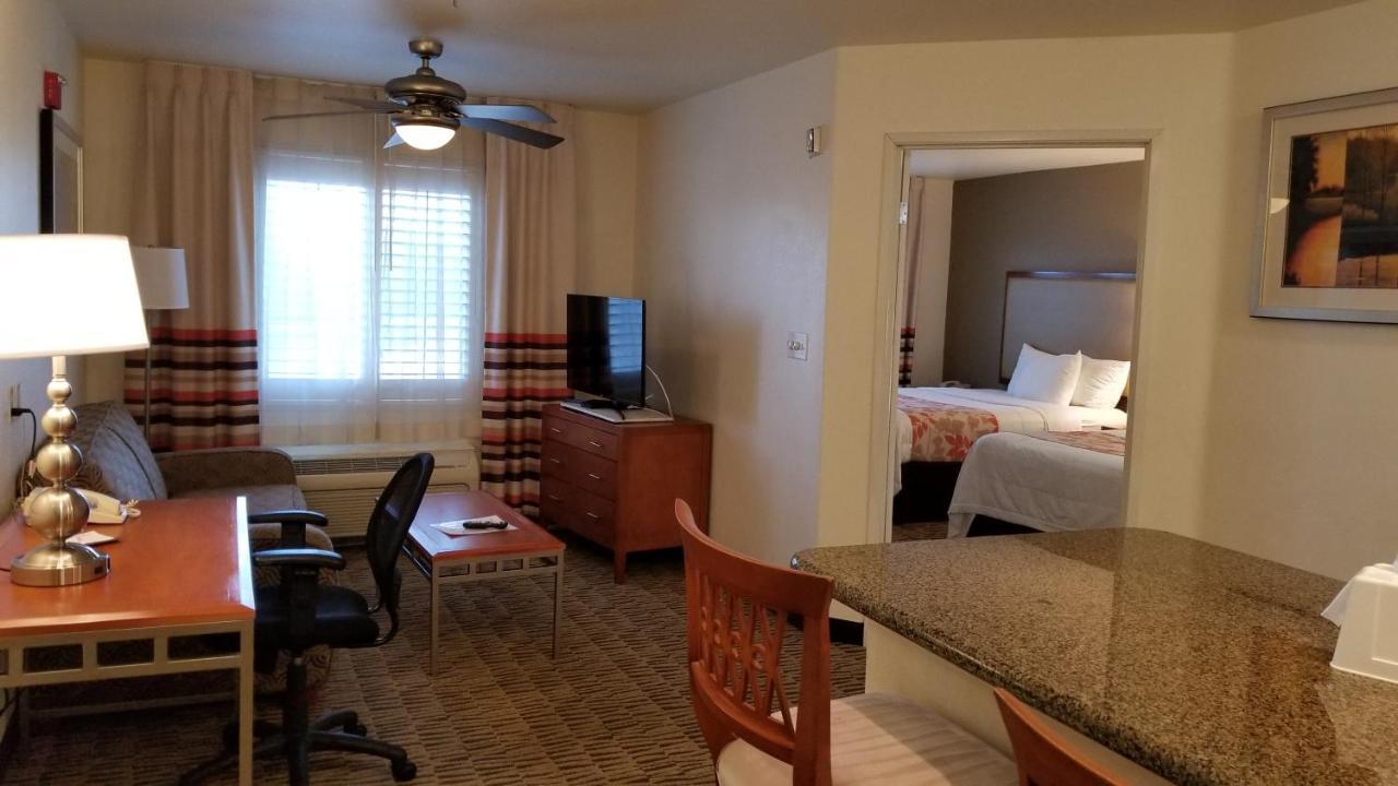 Hawthorn Suites Victorville Exterior photo